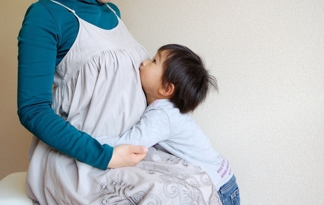 妊婦と幼児,妊娠中,眠い,