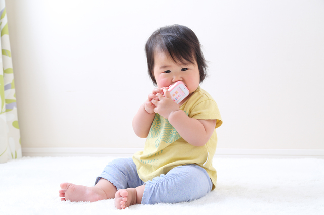 食べた!なんてことがないように,赤ちゃん,ヘアゴム,