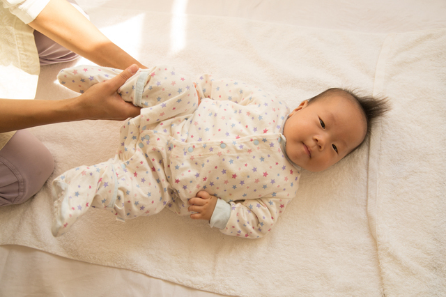 カバーオールをきる赤ちゃん,カバーオールとは,