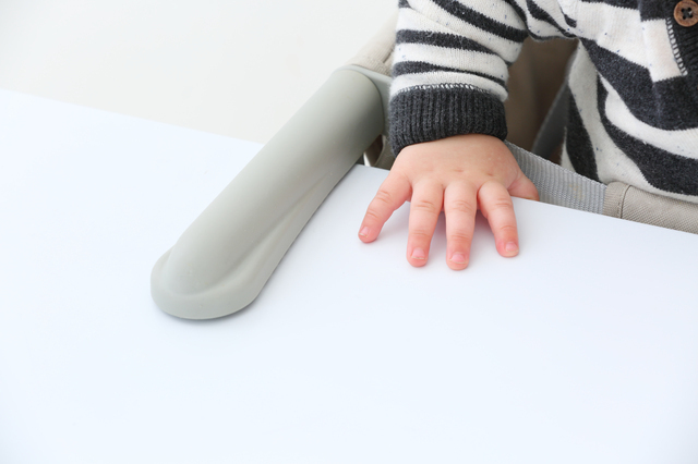 まずは、気が散らないように片づける,座らない,赤ちゃん,