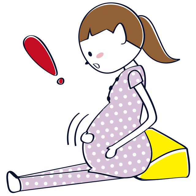 胎動を感じる妊婦,妊娠,6ヶ月,赤ちゃん