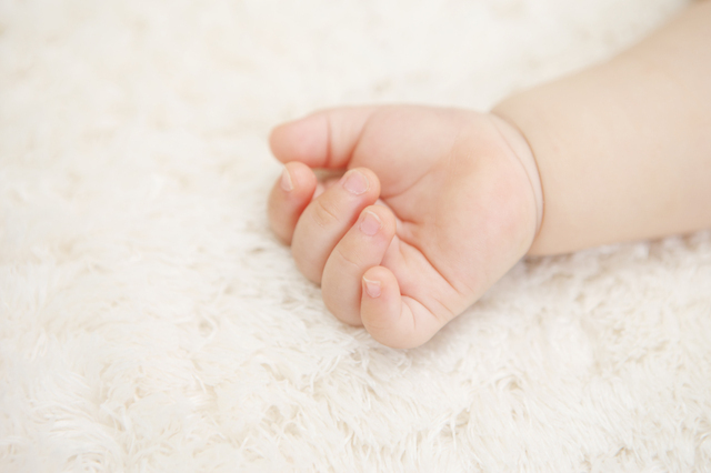 布団で昼寝中の赤ちゃん,ベビー布団,おすすめ,