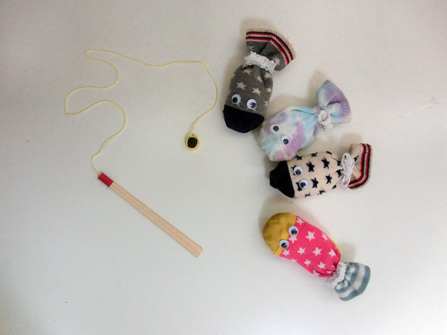 靴下 魚釣り 手作り,赤ちゃん,おもちゃ,作り方