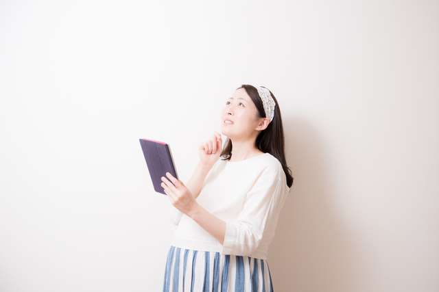 困っている妊婦,腹帯,戌の日,