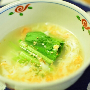 妊婦さんにもおすすめ◎小松菜と玉子のあっさりスープ,妊婦,レシピ,夏