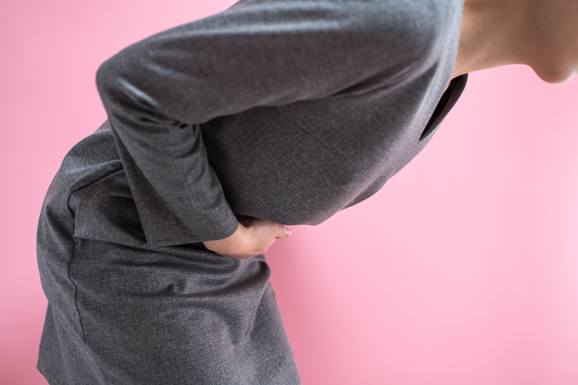 腹痛イメージ,産後,出血,いつまで