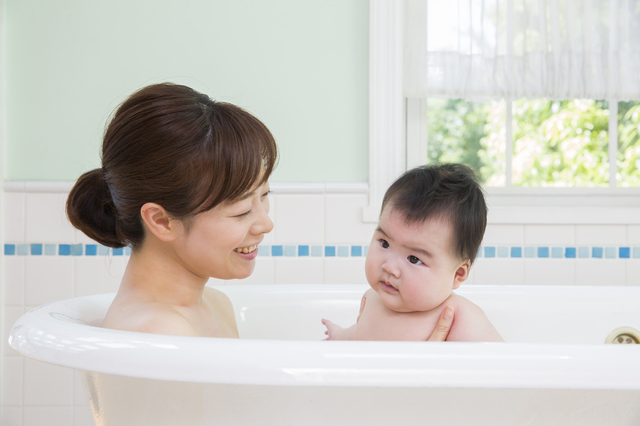 赤ちゃんお風呂,急性中耳炎,子供,