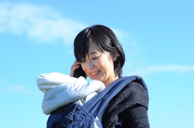 おでかけするママと赤ちゃん,産後,5ヶ月,