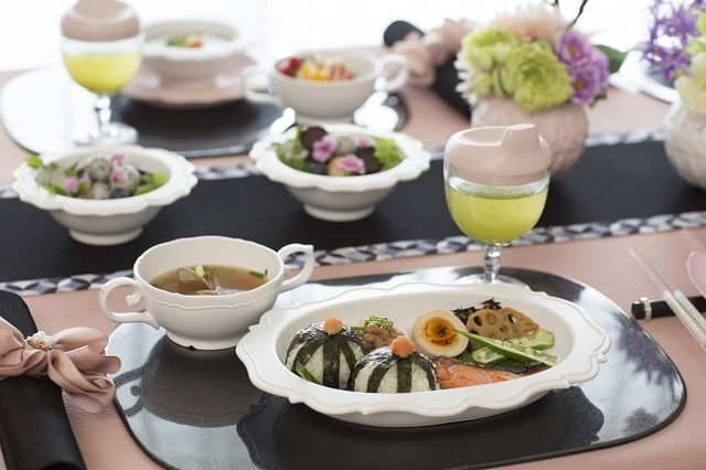 食卓風景,離乳食,食器,