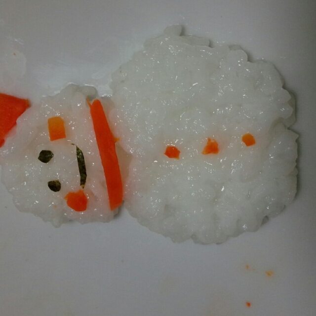 【クリスマス離乳食】お粥雪だるま,離乳食,クリスマス,レシピ