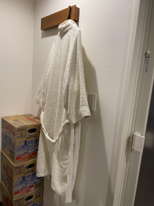 ハンガーにかけられたバスローブ,整理,収納,洗面所