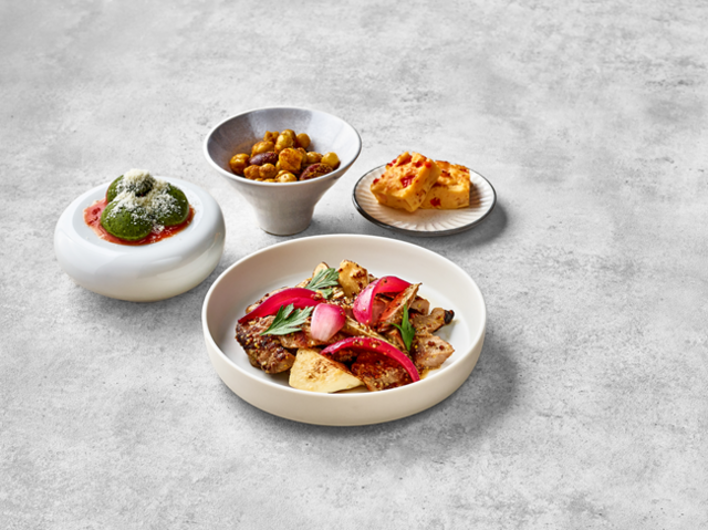 ME+-みたす-皿もリミニトンテキ,