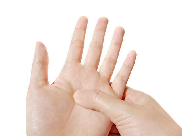 手のつぼマッサージ,妊娠後期,眠れない,