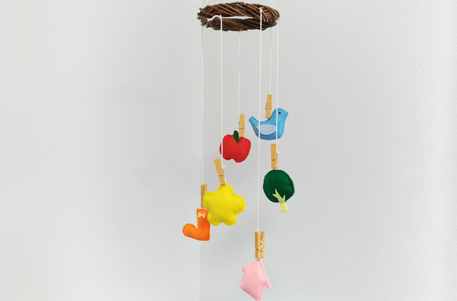 手作り メリー フェルト,100均,手作り,メリー