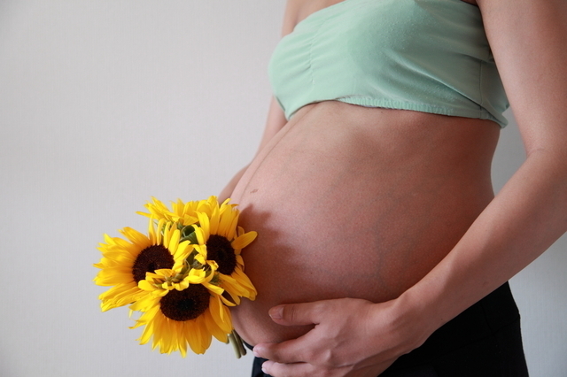 妊娠9ヶ月の妊婦さん,妊娠9ヶ月,