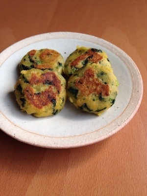離乳食♪さつまいもとほうれん草のおやき ,さつまいも,離乳食,後期