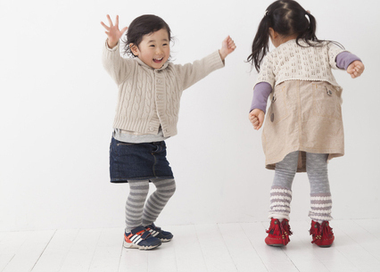 お友達と一緒に遊ぶ,4歳,誕生日プレゼント,