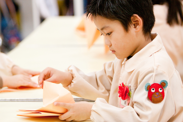 幼稚園児ののり 工作,子ども,のり,