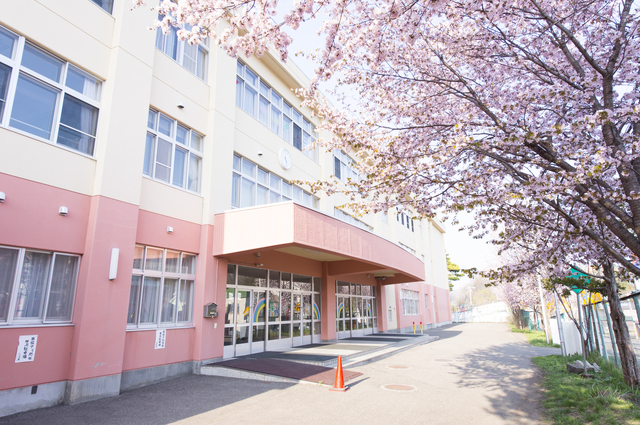 入学式を迎える小学校,小1の壁,