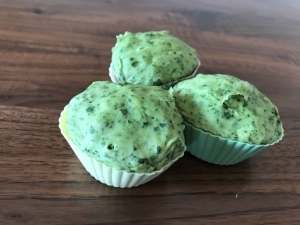 失敗なしの娘用 バナナとほうれん草の蒸しパン,離乳食,蒸しパン,