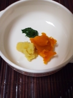 離乳食初期★三色すりあわせ,離乳食,ほうれん草,